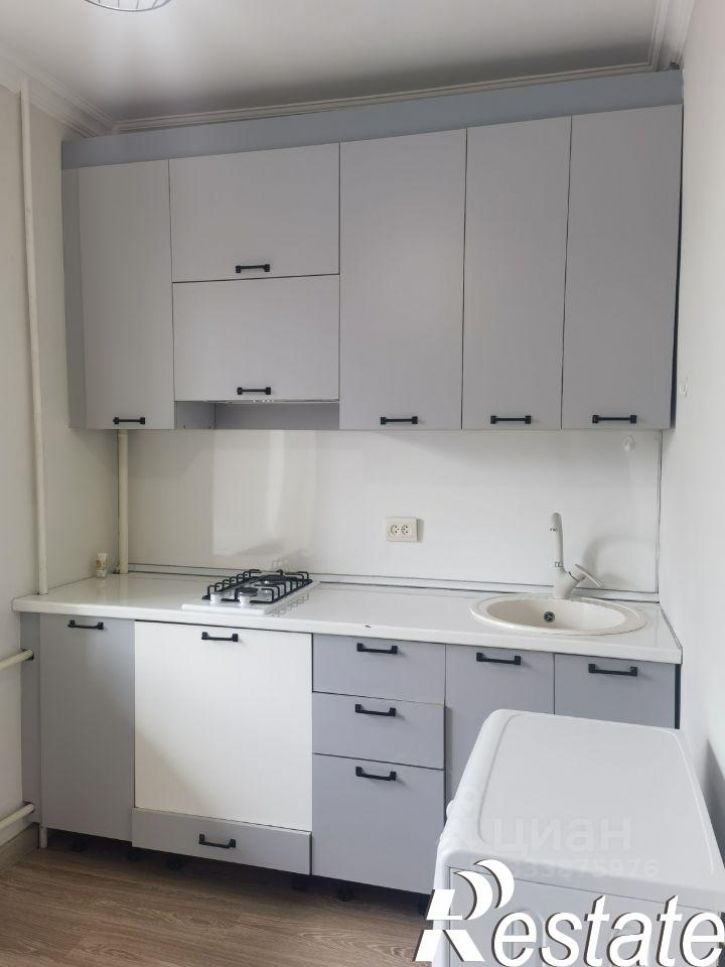 2-комн квартира улица Ирчи Казака, 27А,  д. 27А
