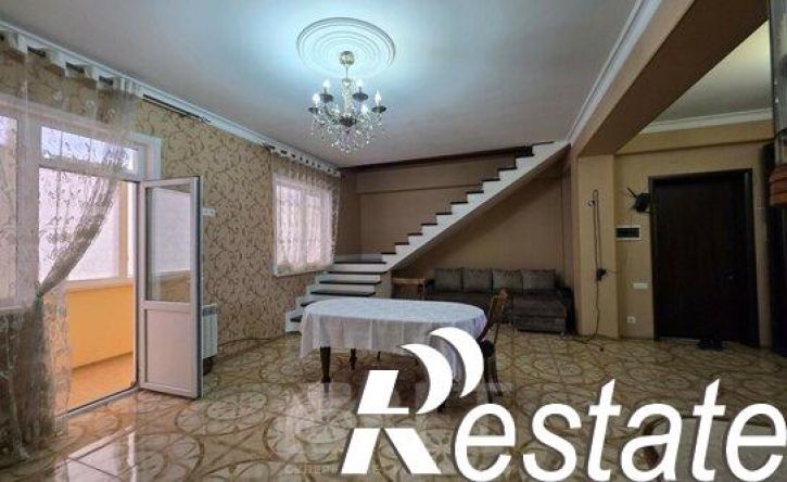 5-комн квартира улица Славы, 9,  д. 9