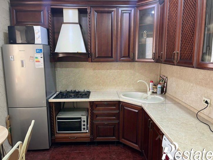 2-комн квартира улица Ю.Акаева, 27Б,  д. 27Б