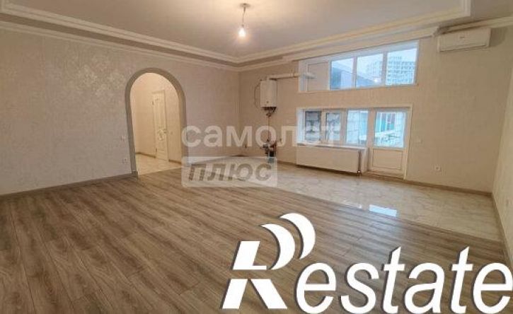 3-комн квартира проспект Насрутдинова, 266,  д. 266