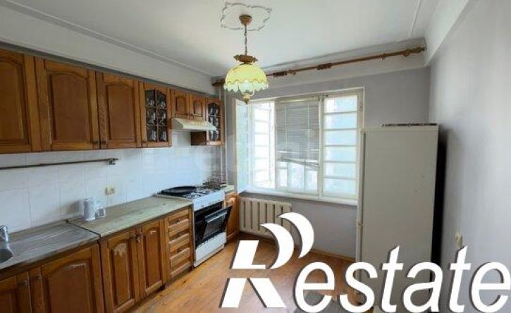 5-комн квартира проспект Петра I, 49В,  д. 49В