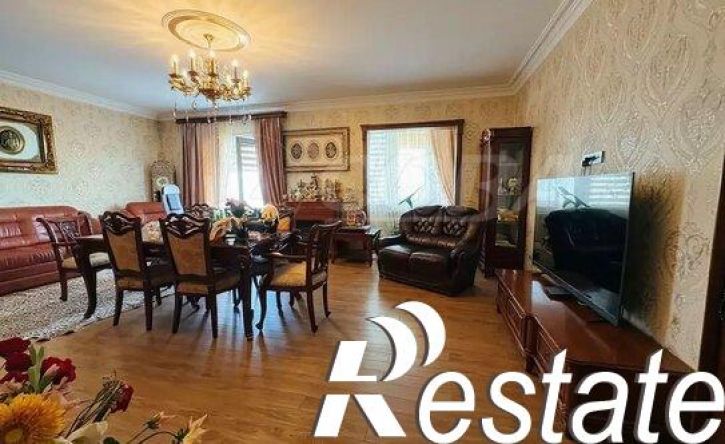 3-комн квартира улица Лаптиева, 53Б,  д. 53Б