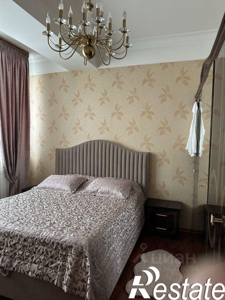 3-комн квартира проспект Петра I, 51Д,  д. 51Д