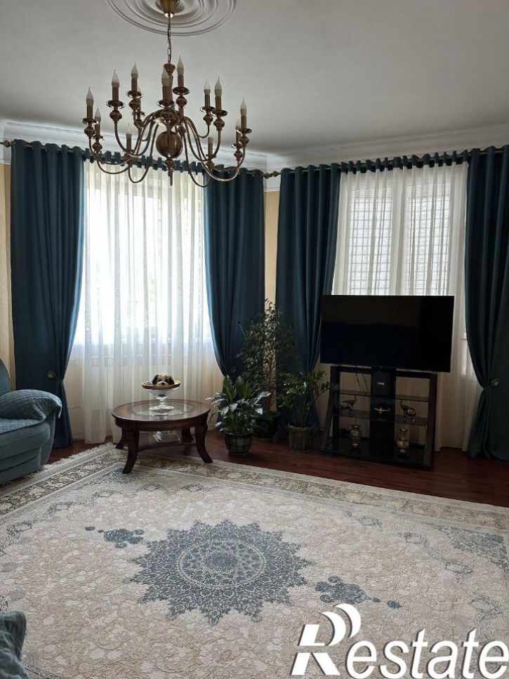 3-комн квартира проспект Петра I, 51Д,  д. 51Д