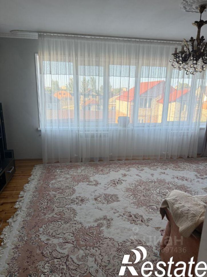 4-комн квартира улица Александра Невского, 4,  д. 4