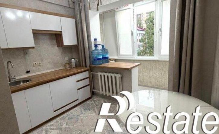 1-комн квартира улица Лаптиева, 57В,  д. 57В