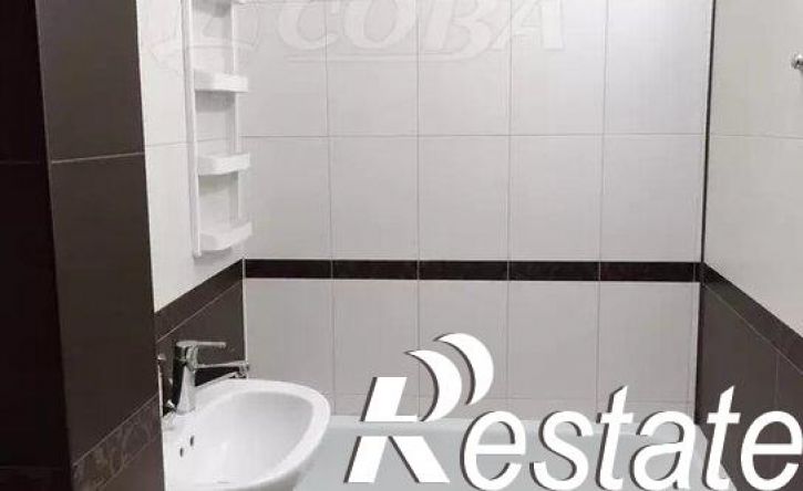 2-комн квартира улица Ю.Акаева, 1Б,  д. 1Б