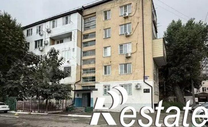 2-комн квартира улица Ю.Акаева, 1Б,  д. 1Б