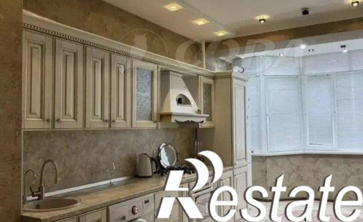 3-комн квартира проспект Насрутдинова, 55Б,  д. 55Б