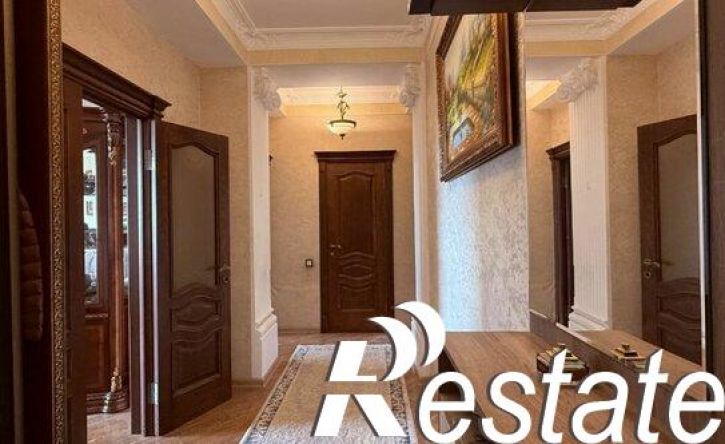 2-комн квартира улица Гайдара Гаджиева, 22Б,  д. 22Б