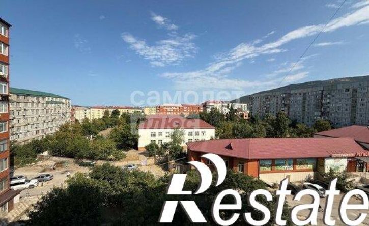 3-комн квартира проспект Али-Гаджи Акушинского, 96Я,  д. 96Я