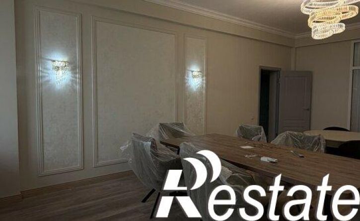 3-комн квартира Кадарская улица, 38,  д. 38
