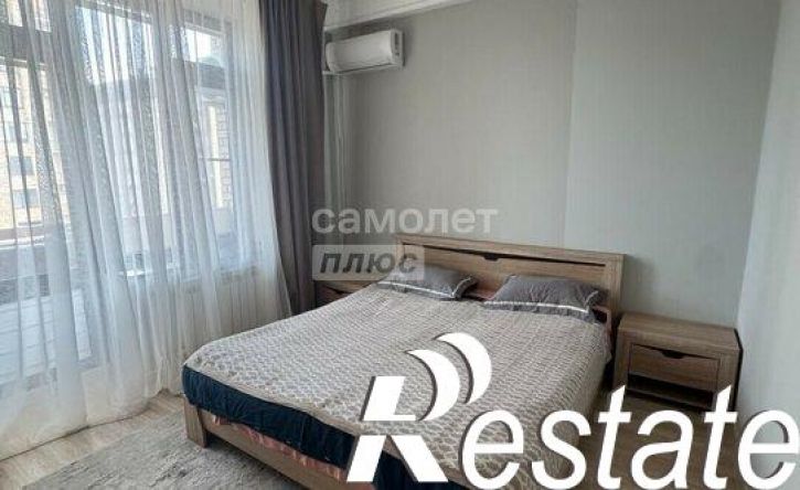 3-комн квартира улица Ирчи Казака, 53Гк3,  д. 53Гк3