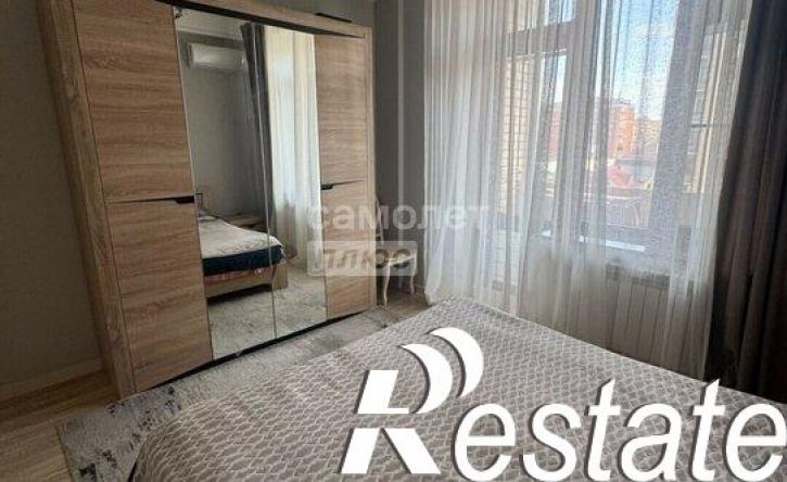 3-комн квартира улица Ирчи Казака, 53Гк3,  д. 53Гк3