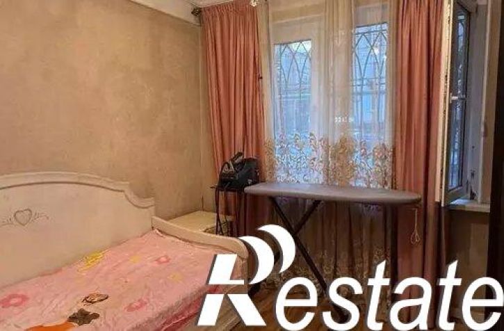 3-комн квартира улица Каммаева, 15А,  д. 15А