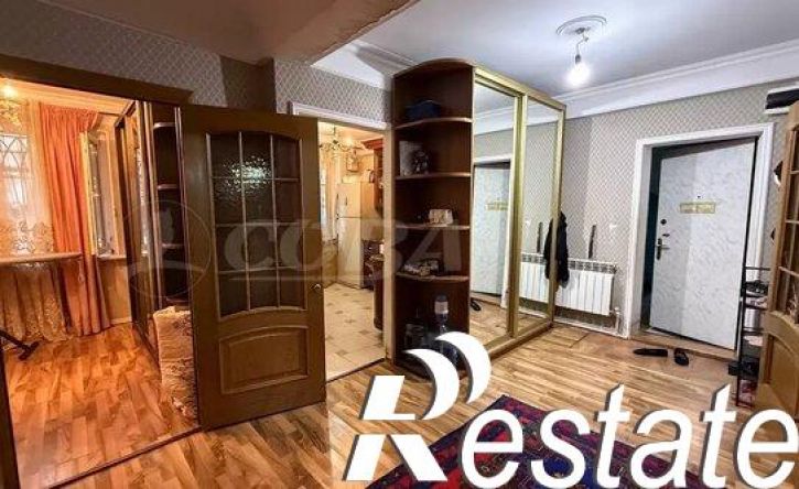 3-комн квартира улица Каммаева, 15А,  д. 15А
