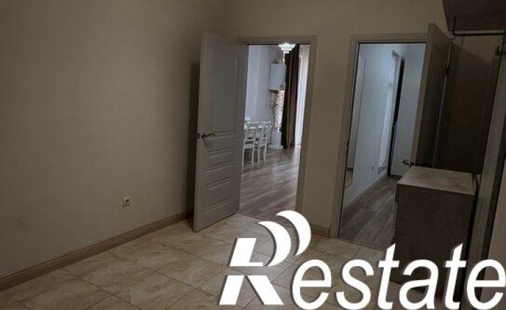 2-комн квартира Кадарская улица, 40,  д. 40