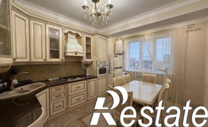2-комн квартира улица Батырая, 136Л к3,  д. 136Л к3