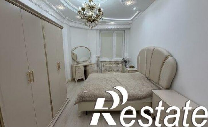 3-комн квартира улица Лаптиева, 65,  д. 65
