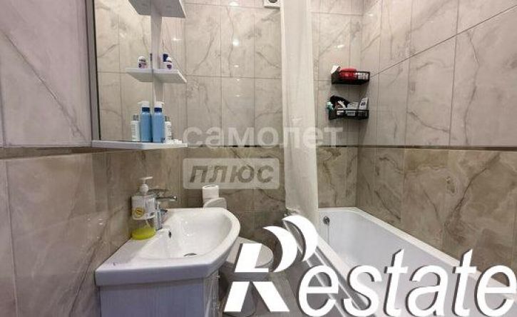 2-комн квартира улица Перова, 15А,  д. 15А