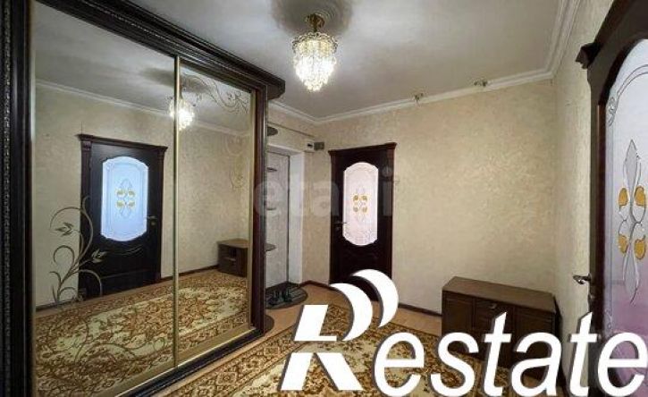 3-комн квартира улица Лаптиева, 63,  д. 63