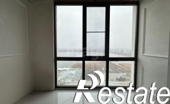 4-комн квартира проспект Петра I, 93,  д. 93
