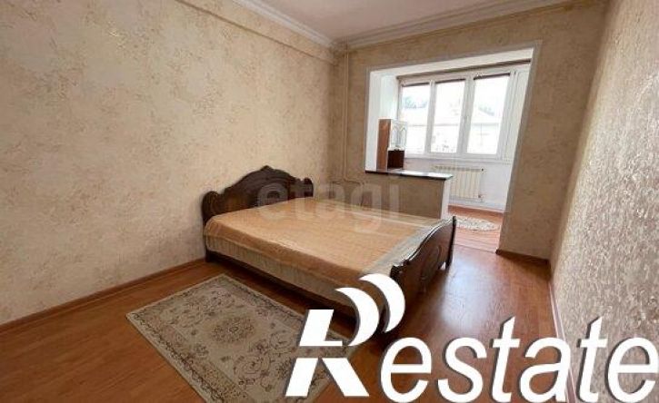 3-комн квартира улица Лаптиева, 63,  д. 63