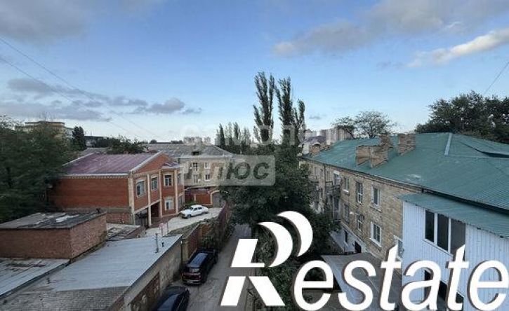 4-комн квартира улица Братьев Нурбагандовых, 6Б,  д. 6Б