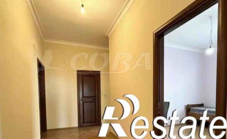 2-комн квартира улица Абубакарова, 110А,  д. 110А