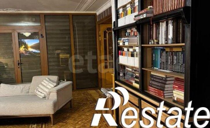 6-комн квартира улица Ломоносова, 9А,  д. 9А