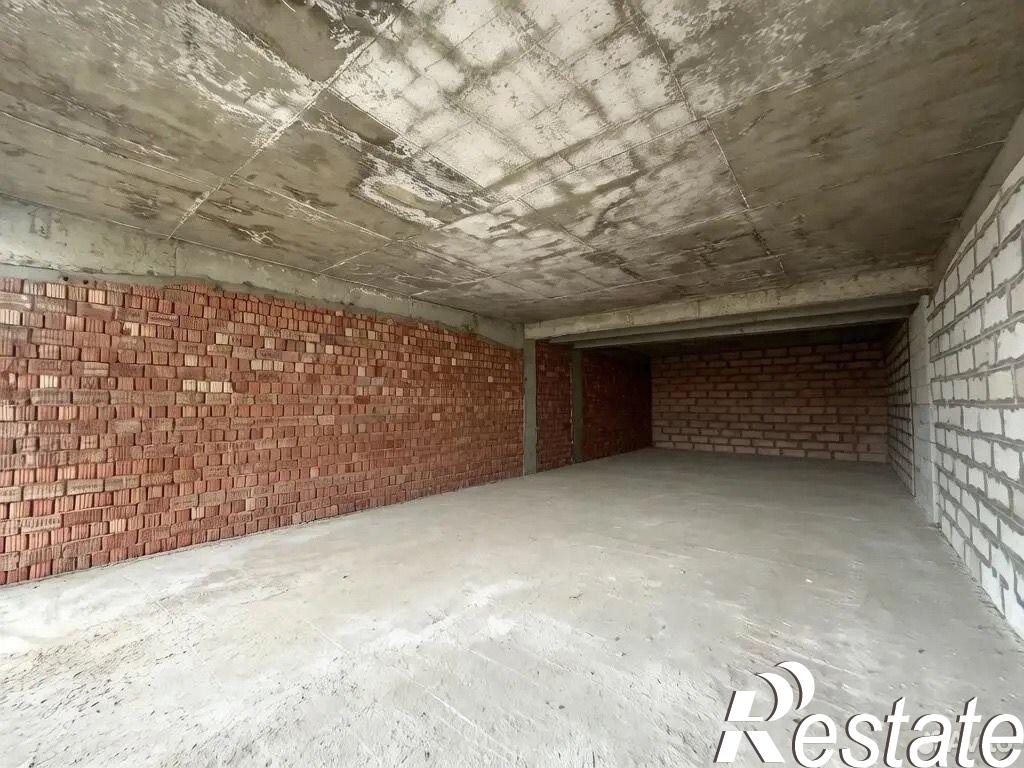 Купить торговое помещение за 15 000 000 рублей на Хивская улица