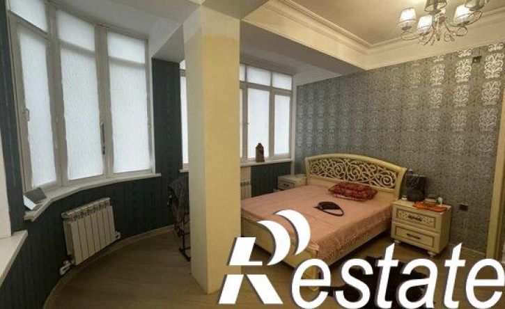 3-комн квартира Сепараторная улица, 4В,  д. 4В
