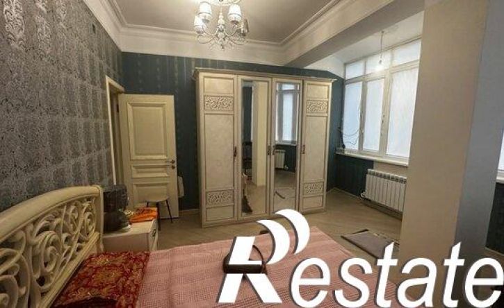 3-комн квартира Сепараторная улица, 4В,  д. 4В