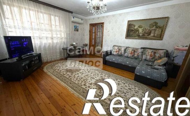 4-комн квартира улица Абдулхакима Исмаилова, 74,  д. 74