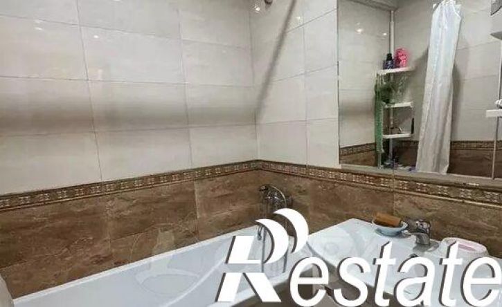 2-комн квартира проспект Гамидова, 49 к8,  д. 49 к8