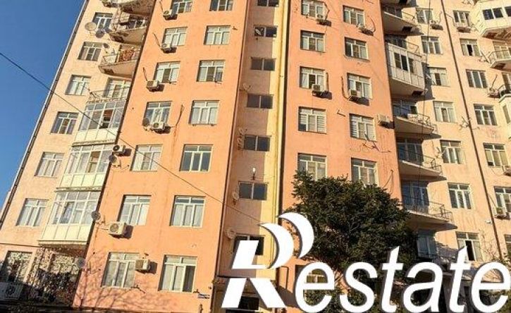 3-комн квартира улица Абдуллы Гаджиева, 12Ж,  д. 12Ж