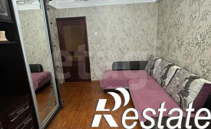 4-комн квартира проспект Али-Гаджи Акушинского, 31,  д. 31