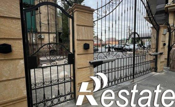 2-комн квартира улица Пугачёва, 8 к1, 2,  д. 8 к1, 2