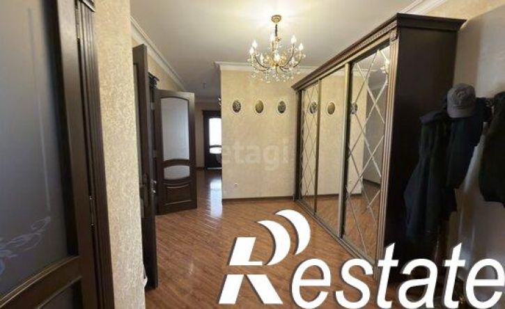 3-комн квартира улица Вузовское озеро, 15В,  д. 15В