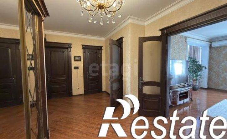3-комн квартира улица Вузовское озеро, 15В,  д. 15В