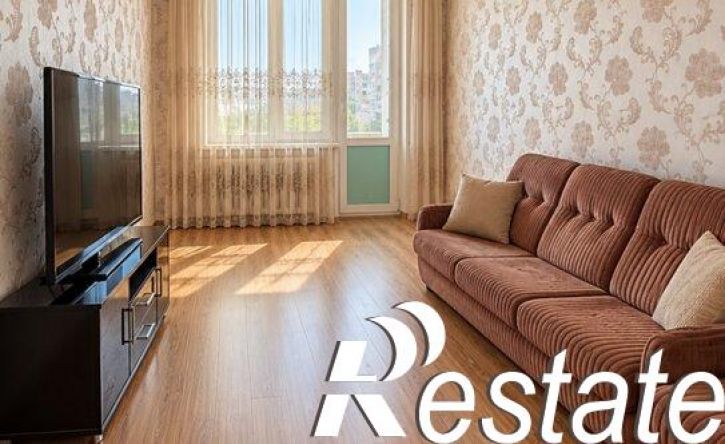3-комн квартира проспект Гамидова, 49 к5,  д. 49 к5