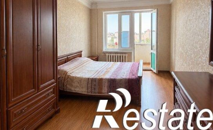 3-комн квартира проспект Гамидова, 49 к5,  д. 49 к5
