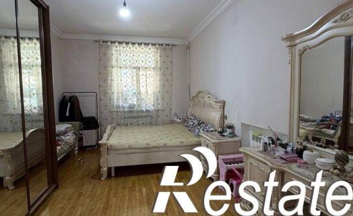 4-комн квартира улица Коркмасова, 7,  д. 7