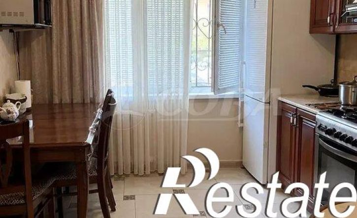 3-комн квартира проспект Гамидова, 9А,  д. 9А