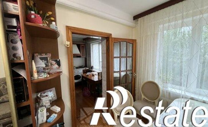 4-комн квартира проспект Петра I, 45Б,  д. 45Б