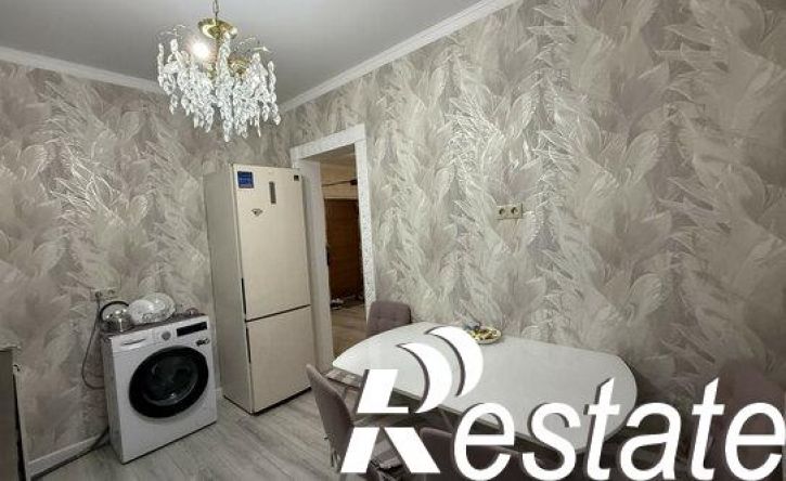 2-комн квартира улица Кулиева, 83,  д. 83