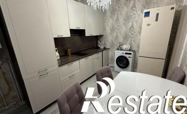 2-комн квартира улица Кулиева, 83,  д. 83