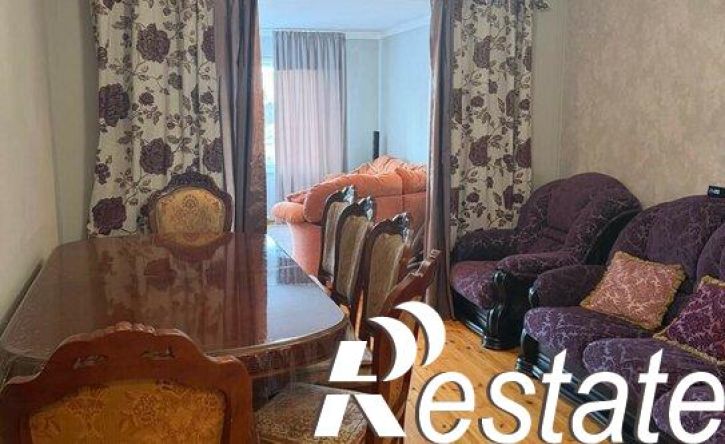 4-комн квартира улица Александра Невского, 4,  д. 4