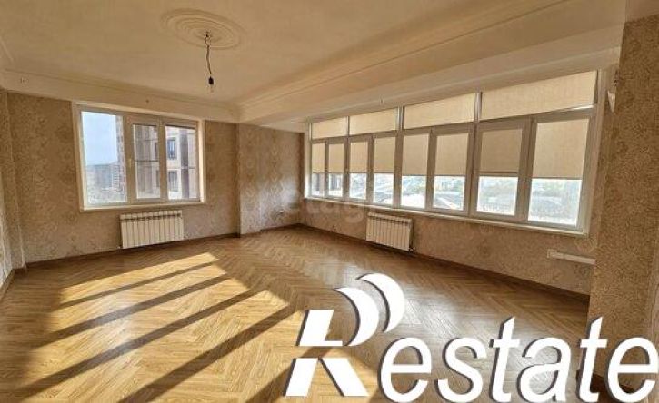4-комн квартира проспект Амет-хана Султана, 37 кА,  д. 37 кА