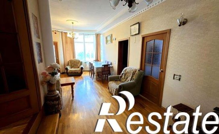 5-комн квартира проспект Имама Шамиля, 43Б,  д. 43Б